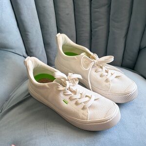Women's Cariuma IBI Off White 8.5 White Knit Sneakers
